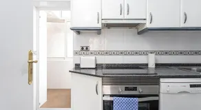 3 Bdr Apt In Cornella 5 Mins Form The Metro - Image 4