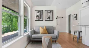 Cozy Downtown Studio - near UT - Image 2
