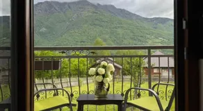 Visitor Yard - Image 3