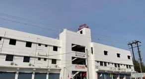 Hotel Fun n Food - Image 5