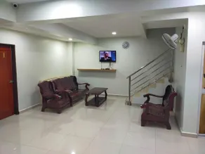Leaf Guest House - Image 4