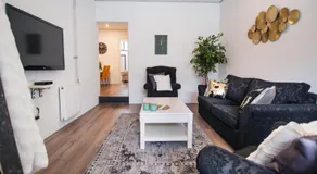 Luxurious two bedroom apartment A kwartier Center - Image 2