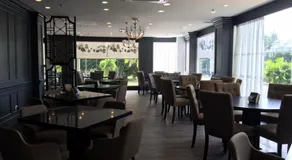 D'Anggerek Serviced Apartment - Image 2
