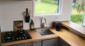 Tiny House - Image 5