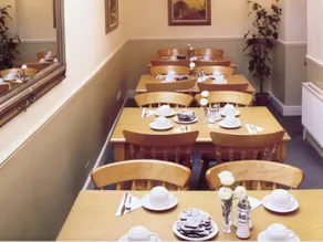 Wedgewood Hotel - Image 2