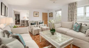 Charming 4 Bed Cottage in Herts Countryside - Pass the Keys - Image 2