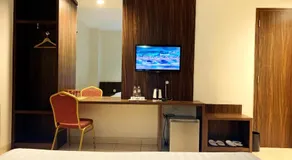 Ameera Hotel - Image 4
