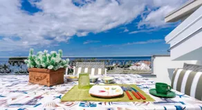 House of Poseidon - Luxury Suite - Image 4