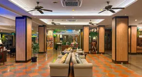 Golden Beach Hotel Pattaya - Image 2