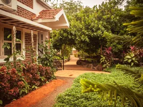 Inn Pondiville Forest Retreat - Image 3