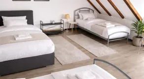 Spacious Workers Longstay Kelkheim near Frankfurt am Main - Image 2