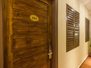 Armenian Suite Hotel - Image 5
