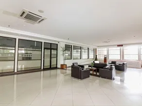 UNY Hotel - Image 5