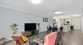 Modern New Townhouse in Booval - Image 2