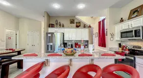 Family 5BR home w pool & arcade - Image 5