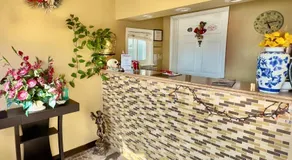 Budget Inn - Image 3