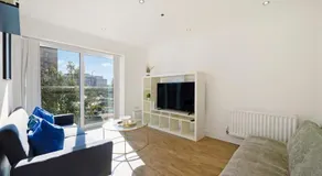 New-Build 1-Bed Apartment in Luton - Image 2
