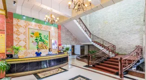 Shengli Hydrotherapy Vacation Hotel - Image 3