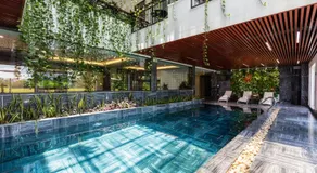 Liberty Hall Tam Coc Hotel & Villa - Image 3