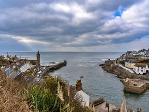 Cottage in Porthleven near Beach  Harbour - Image 4