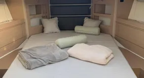 Stilvolle Bootsunterkunft für bis zu 4 Personen - Image 2