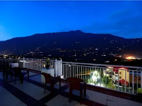 Hotel 47 Hill - Image 3