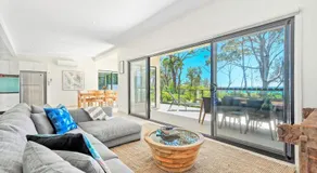 Beachfront Haven On Collingwood Beach - Image 2