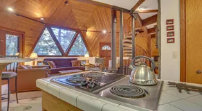 Cedar Creek Hideaway - Meredith Lodging - Image 4