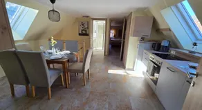 Zu-Haus - Image 4