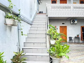 Q-Five Guest House YIA Kulon Progo Mitra RedDoorz - Image 4