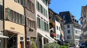 Old Town Charm & Central Location in Rapperswil - Image 3