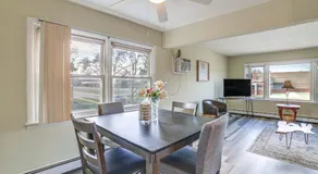Cozy Couples Escape in Homewood: Pets Welcome! - Image 3