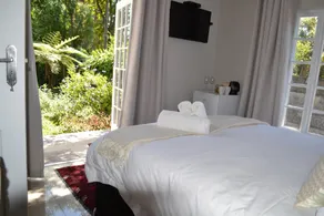 The Garden Shed Guest House - Image 5