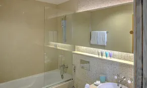 Dream Inn Dubai Apartments - Claren - Image 3