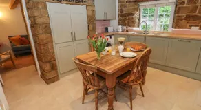 Woodman's Cottage - Image 3
