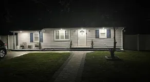 Spacious 3BR Family Home Near NYC & Long Island Beaches - Image 4