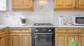 Host and Stay - The Rowton - Image 5
