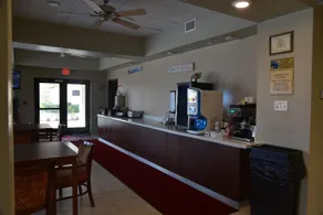 Expo Inn & Suites - Image 4