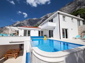 Casa vacacional con barbacoa, terraza y jacuzzi | Vistas al mar - Image 5