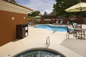 Fairfield Inn & Suites by Marriott Albuquerque Airport - Image 4