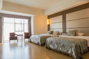 Moon Bay Holiday Hotel - Image 3