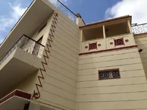 Cozy Inn - Image 3