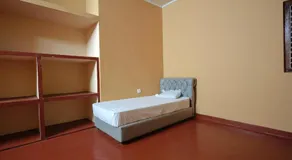 DJ Guest House - Image 2
