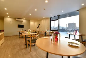 FabHotel NY Townhouse - Image 3