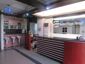 Oyster Plaza Hotel - Image 2