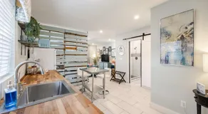 Waterfront Studio Just minutes to Naples Beaches - Image 3