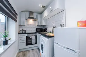 Modern Studio in Wigan - Image 5
