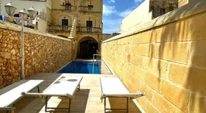 Ta' Rozi 5 Bedrooms, 6 Bathrooms and private pool - Image 3