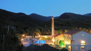 Moganshan Dashuxia · Creek Tracing Swimming Pool Mingsha Wenquan Vacation Boutique Stay - Image 5