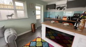 Orchard Cottage. - Image 5